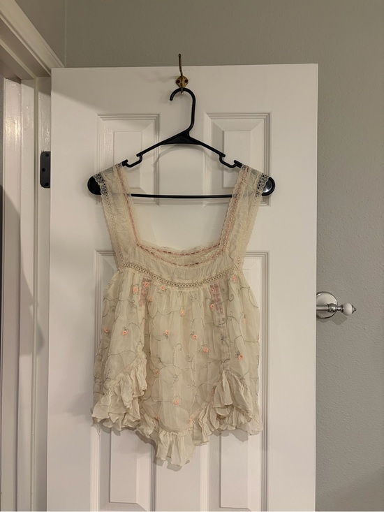 Urban Outfitters Tops - Kimchi Blue Urban Outfitters Colette Embroidered Ruffle Cami Small